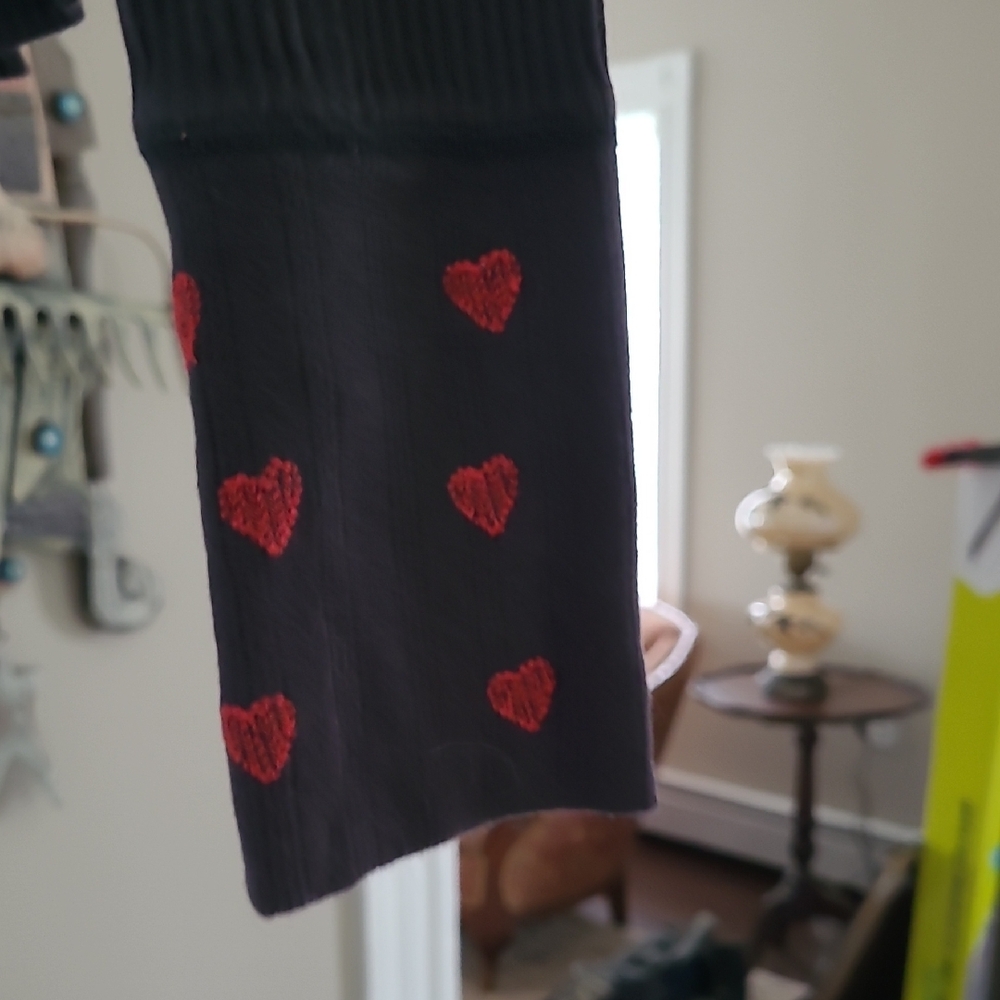 NWT We The Free - Free People - Daria Cuff Cardi - Black With Embroidered Hearts - Picture 2 of 6